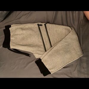 Five.by.five Joggers